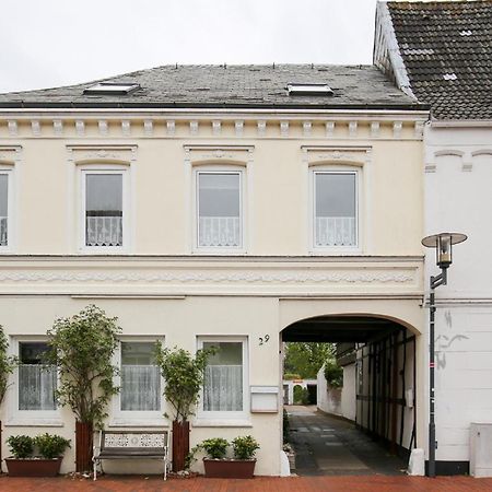 Apartmenthaus Toenning Kleine Kajuete Tönning Exterior foto